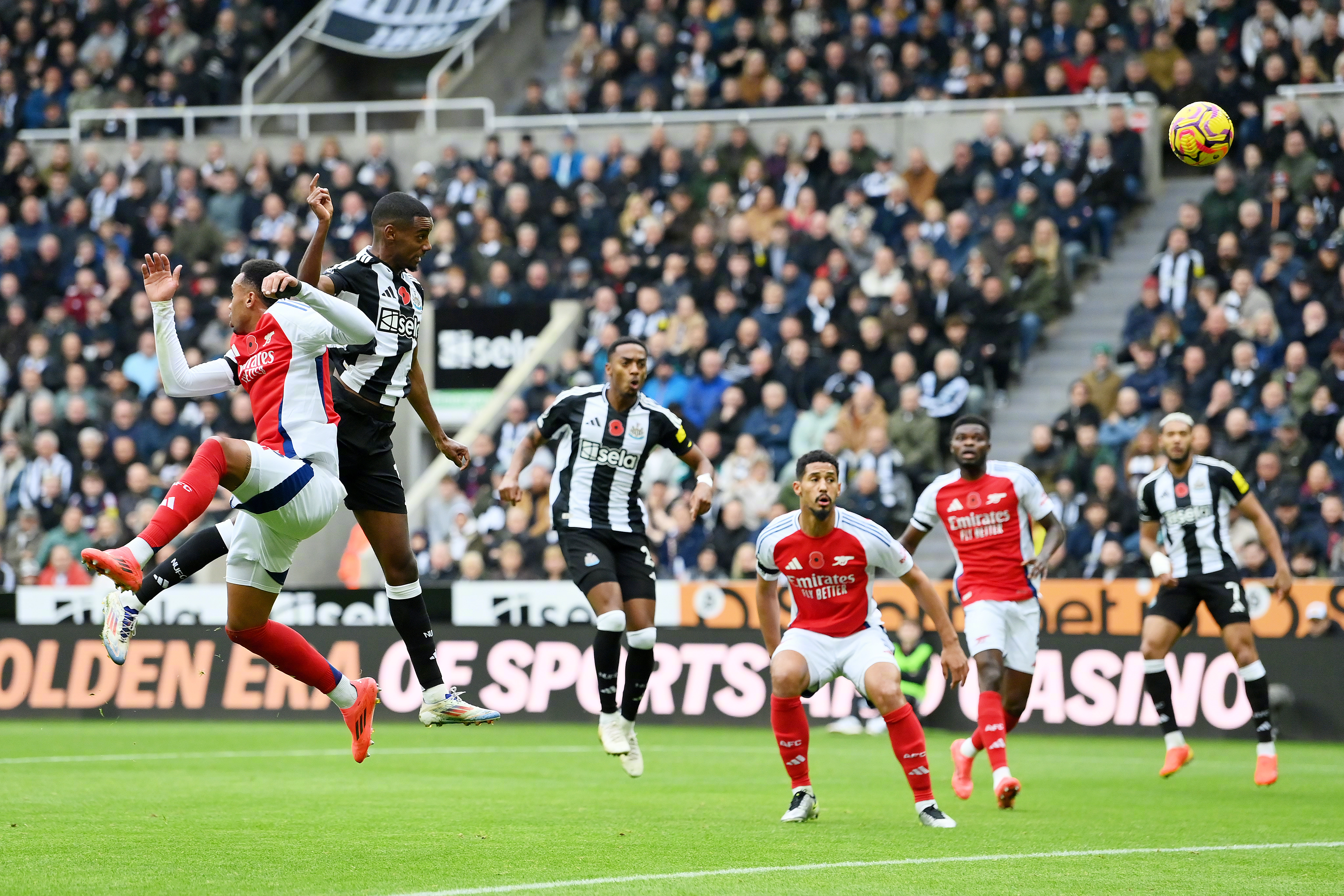 开云体育登录-阿森纳险胜瓦伦西亚，阿尔瓦雷斯绝境逆转的简单介绍